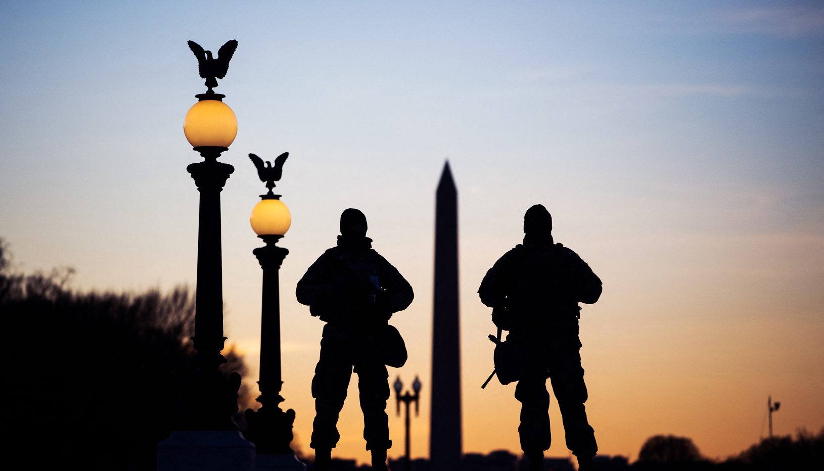 service members and Washington Monument