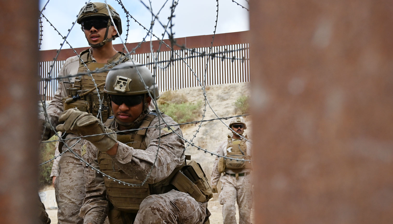 US soldiers at the US-Mexico border